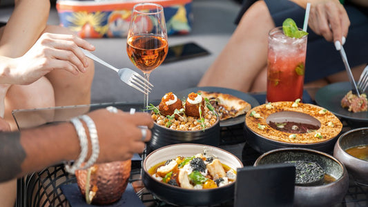 7 Tips to Dining Out While On a Diet
